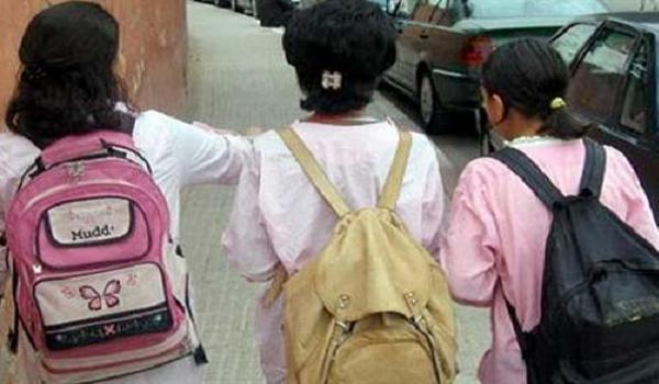 الدار البيضاء: تلميذ في 7 من عمره يفقأ عين تلميذة والأخيرة في حالة حرجة