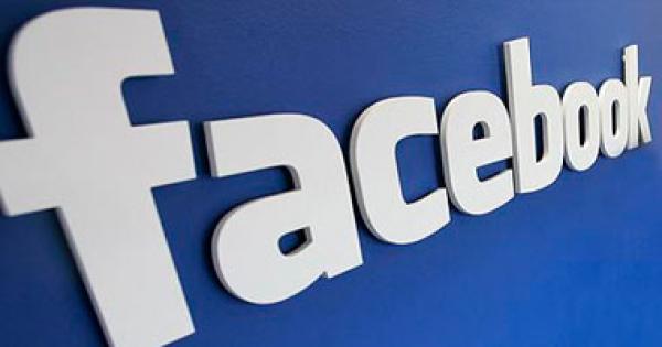 "فيس بوك" ستحذف إعلانات من صفحات تشتمل على محتويات جنسية وعنيفة