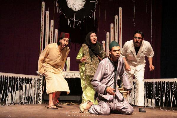" سوالف الكمرة " تقود فرقة " البساط " لتمثيل المغرب بالملتقى الدولي للمسرح‏