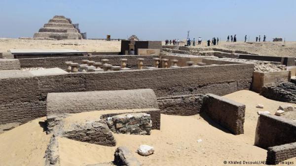 مصر- اكتشاف ثلاث مقابر من العصر البطلمي