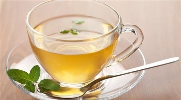 هل توجد آثار جانبية للشاي الأخضر؟