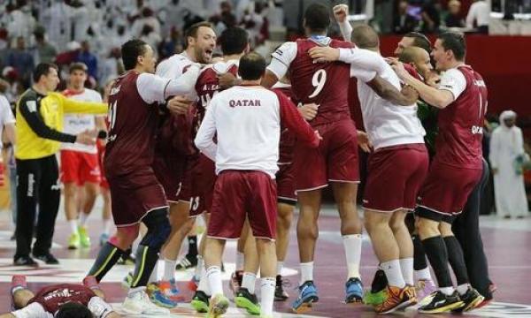 منتخب قطر يشتري 13 لاعبا أجنبيا من أجل بلوغ نهائي كأس العالم لكرة اليد !