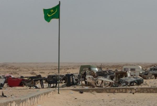 موريتانيا تستفز المغرب مجددا وترفع علمها بالكويرة بتنسيق مع البوليساريو