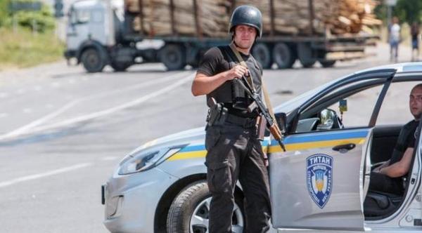 أوكرانيا : سيارة تدهس حشدا من الناس وتتسبب في مصرع خمسة أشخاص