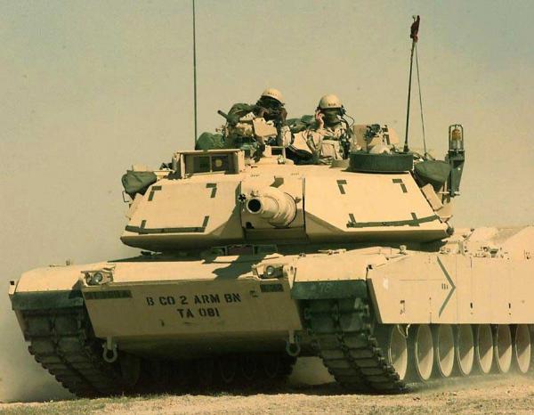 150 دبابة أمريكية في طريقها إلى المغرب لتعزيز قدراته العسكرية