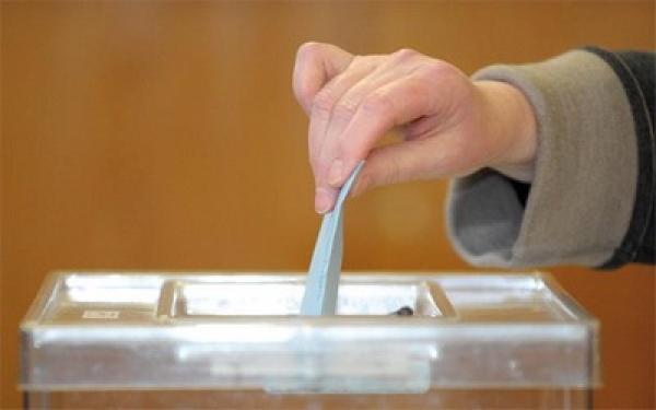 وزير الداخلية يهيب بالمواطنين التسجيل في اللوائح الانتخابية إلى غاية 31 دجنبر الجاري