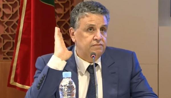 "نادي القضاة" يُهاجم وهبي بعد انتقاده الأحكام القضائية في المغرب