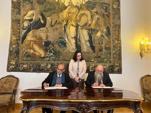 هنغاريا-المغرب.. التوقيع على اتفاقية للتعاون في مجال التراث الوثائقي