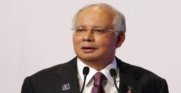 ضبط نحو 30 مليون دولار في مداهمات لمنازل مرتبطة برئيس وزراء ماليزيا السابق