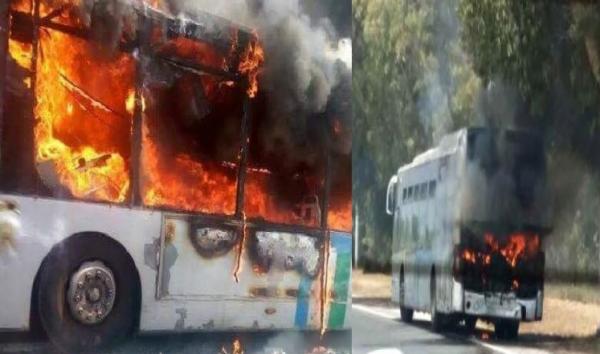 بعد إنقلاب الأولى بوادي " إيكم " قبل يومين .. النيران تلتهم حافلة ثانية تابعة لـ " ستاريو"