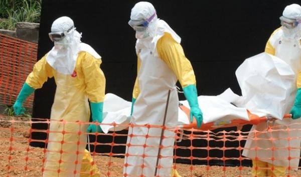 إيبولا أكثر خطرًا على الصحافيين من تغطية الحروب