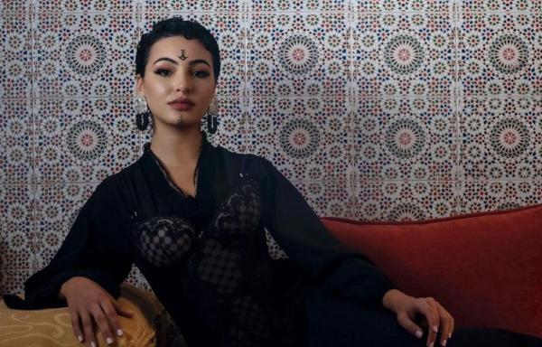 غضب عارم يطارد "ملكة جمال" المغرب بسبب تصريحات حول فضل جدتها "الجزائرية" على "مغربيات" وصفت بـ"المستفزة"