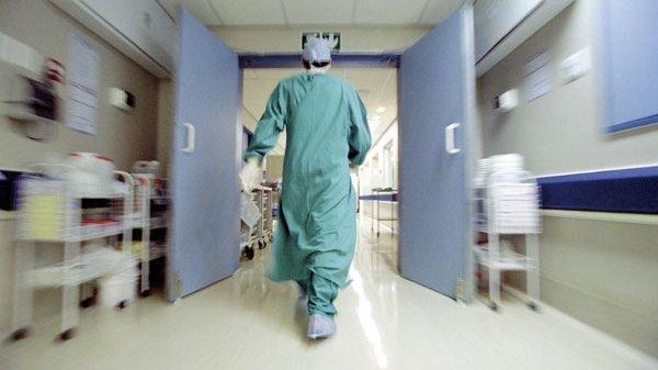 وفاة سيدة حامل بالمستشفى الإقليمي بشيشاوة يثير موجة غضب ضد تغيب الأطر الطبية
