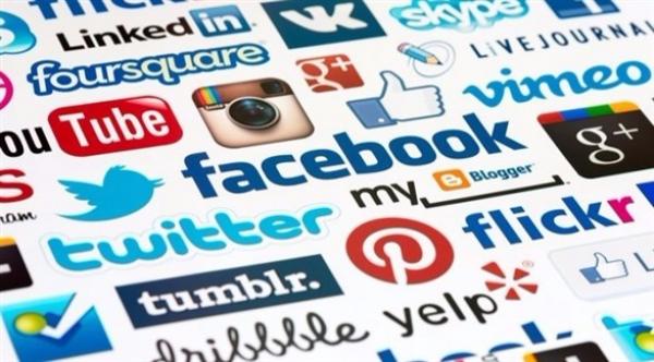 لماذا تجمع شبكات التواصل الاجتماعي بياناتك؟