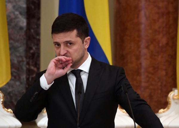 زيلينسكي يحذر من أي تكهنات بعد تحطم الطائرة الأوكرانية