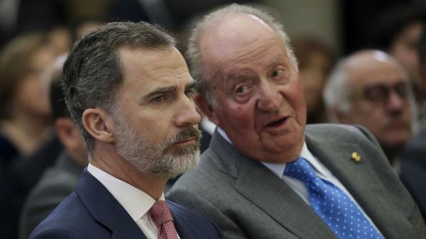 صحيفة إسبانية تكشف وجهة الملك "خوان كارلوس" بعد قرار مغادرة البلاد
