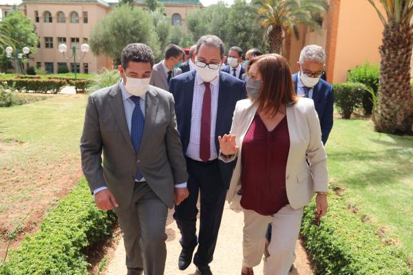 الوزيران أمزازي وآيت الطالب يتفقدان مراكز امتحانات البكالوريا بجهة الدار البيضاء سطات (صور+فيديو)
