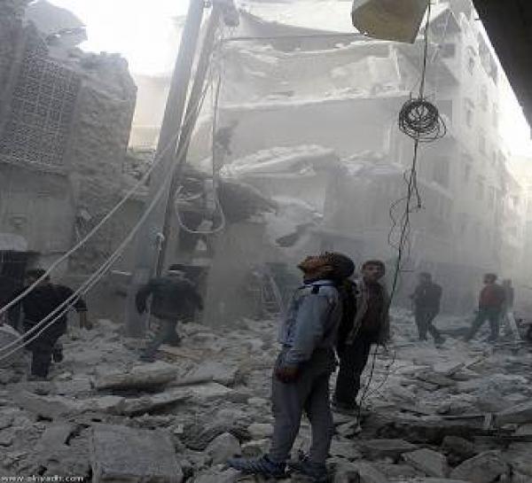 السوريون يستقبلون العيد على وقع البراميل المتفجرة