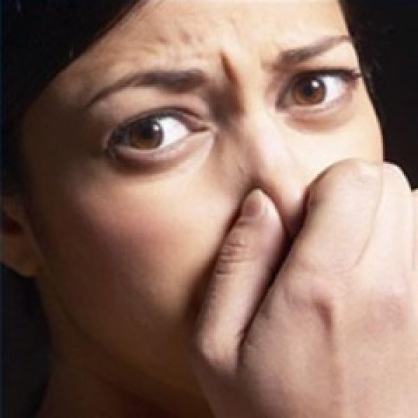 دراسة:المرأة يمكنها شم رائحة مشاعر الرجل