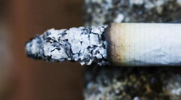 علماء يكتشفون نتيجة واحدة "مفيدة" للسجائر