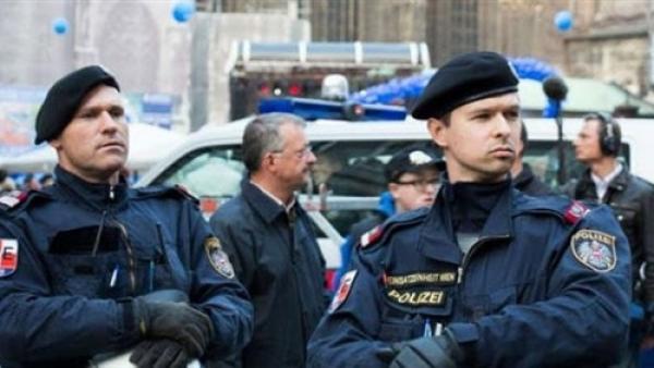 النمسا تعتقل 8 في مداهمات متصلة بتنظيم داعش