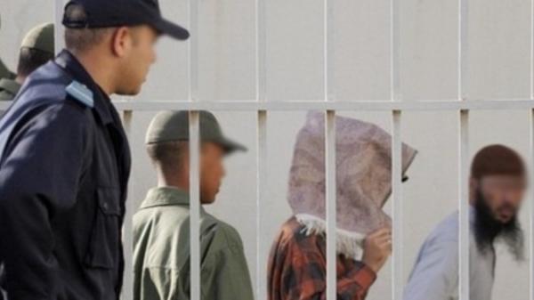 محكمة الإرهاب بسلا تصدر حكمها ضد بطل مغربي في "الكيك بوكسينغ" ودفاعه يستدل بصوره مع صديقته بـ"البيكيني"