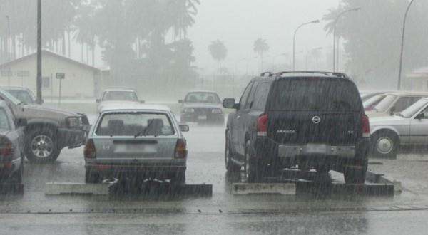 نشرة خاصة : أمطار عاصفية قوية من الأربعاء إلى الخميس في عدد من  المدن المغربية