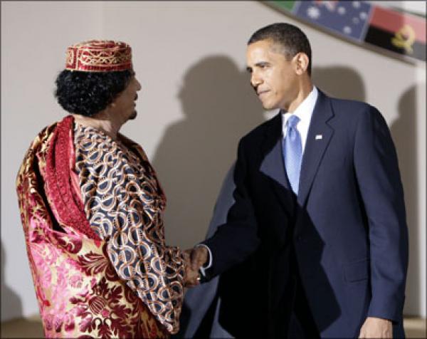 القذافي يناشد أوباما لجم الناتو  