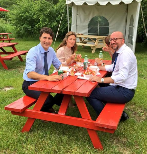 الفقصة...مأدبة غذاء أقامها رئيس الوزراء الكندي على شرف رئيس وزراء بلجيكا