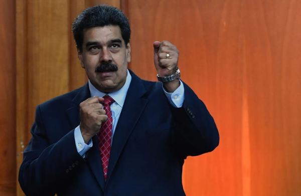 "مادورو" يعلن فشل محاولة الانقلاب ضده ويُهاجم الأوروبيين بسبب ما وصفه ب"الاتباع الأعمى" لترامب