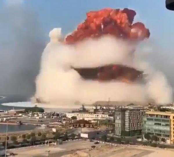 الجمارك اللبنانية: مادة النترات هي سبب الانفجار الضخم في مرفأ بيروت