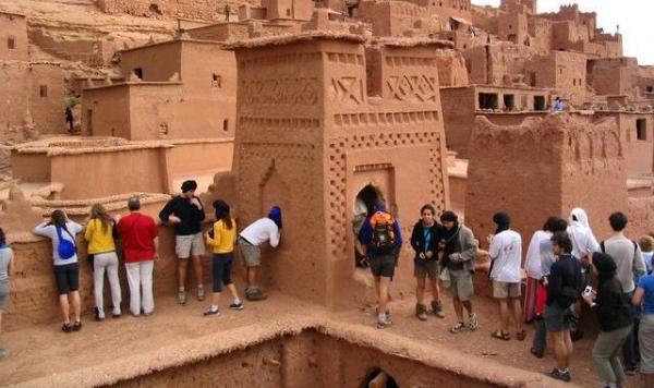 مداخيل السياحة بالمغرب ستصل إلى مستوى قياسي وهذه هي خطة الوزارة لاستقطاب 26 مليون سائح