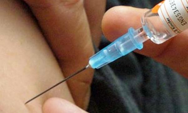 منظمة الصحة العالمية: اللقاحات المرخصة تخضع للعديد من الاختبارات على مدار سنوات