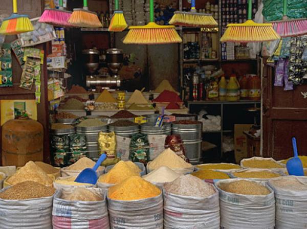 محلات التوابل في المغرب.. تلون أسواقه في رمضان