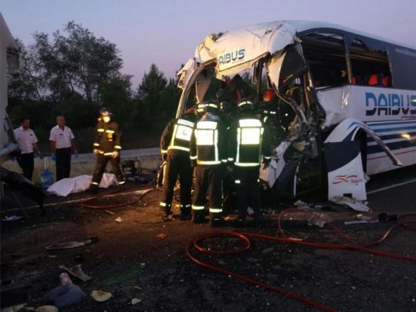 إصابة 35 مغربيا في حادث سير خطير بإسبانيا