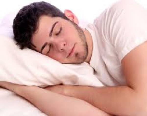 النوم يخلص الدماغ من السموم