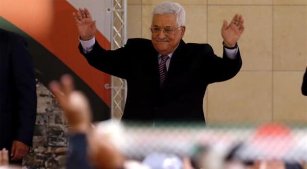 عباس: السلام العادل والشامل مع إسرائيل خيار استراتيجي