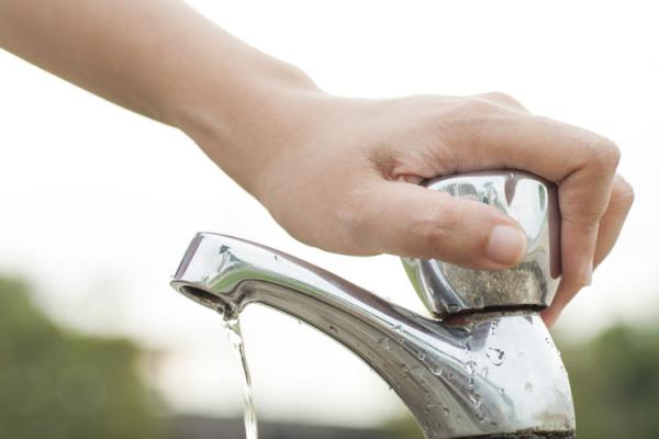 انقطاعات متكررة للماء الصالح للشرب بخريبكة وواد زم والمكتب الوطني يوضح
