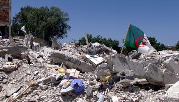 زلزال الجزائر.. 6 مصابين وانهيارات جزئية لمبانٍ قديمة وسكان 12 ولاية يشعرون بقوته