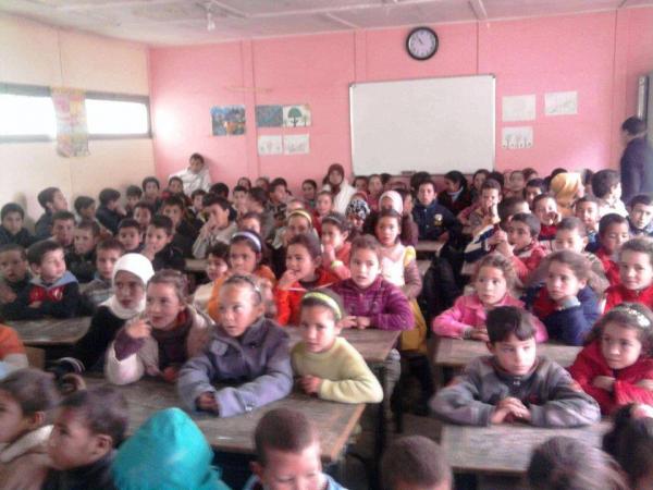واش هدشي في المغرب : سخط كبير بسبب صورة " مرعبة " لتلاميذ داخل حجرة دراسية