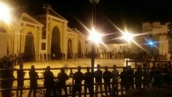 خطير:طلبة "صحراويون" يقدمون على هذه الخطوة التصعيدية بموقع "أكادير" وهذا ما وقع