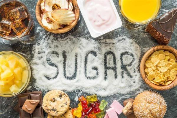 دراسة جديدة تحذر من خطورة الإفراط في تناول السكر