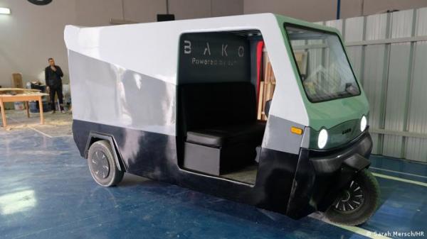 "باكو" - شركة ألمانية تونسية ناشئة تصنع سيارة تعمل بالطاقة الشمسية