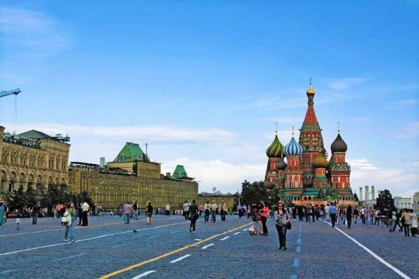بينها دول عربية .. روسيا تعلن إطلاق "تأشيرات إلكترونية" في وجه مواطني أزيد من 50 دولة (اللائحة)