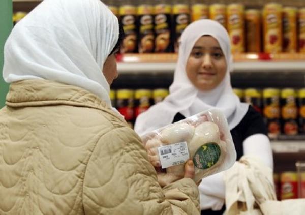 هولندا تحرم المغاربة من اللحم الحلال