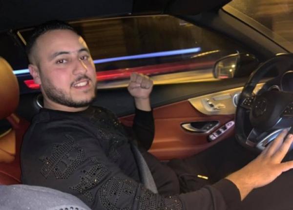 اضغط على الصورة لرؤيتها بالحجم الطبيعي
