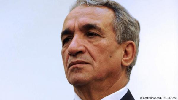 وفاة وزير جزائري كان مقّربا من بوتفليقة في السجن بفيروس كورونا
