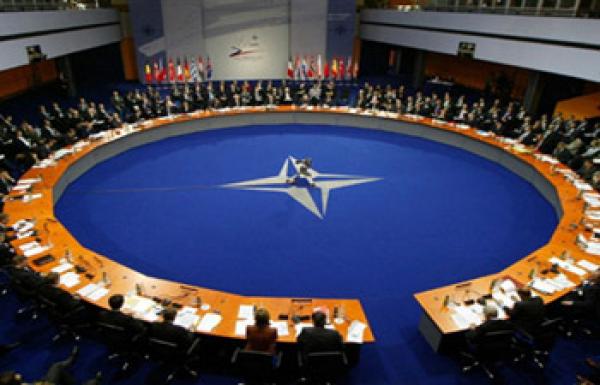 الناتو يستجيب لترامب.. وسينضم للتحالف الدولي ضد داعش