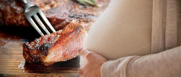 هل يؤثر تناول اللحوم على صحة المرأة الحامل؟