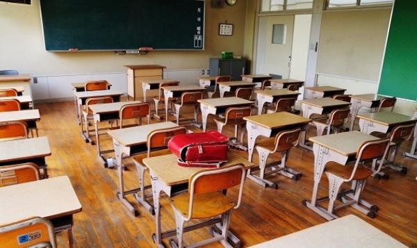 بريطانيون يمنعون أبنائهم من الذهاب الى المدارس بسبب «الاختبارات»